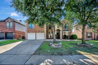 2727 Gillespie Court, Grand Prairie, TX 75052