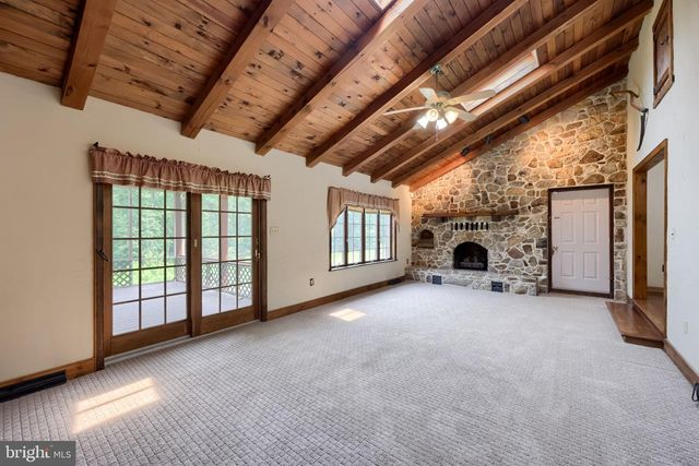 355 ROXBERRY RD, York Haven, PA 17370