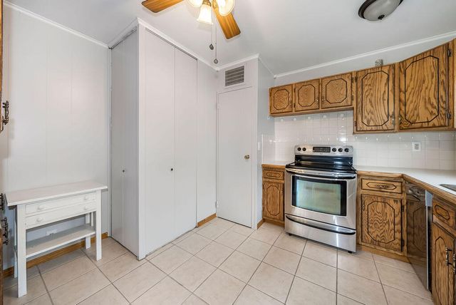 2809 AVENUE I, Council Bluffs, IA 51501