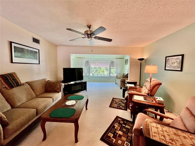 2258 WORLD PARKWAY BOULEVARD W 56, Clearwater, FL 33763