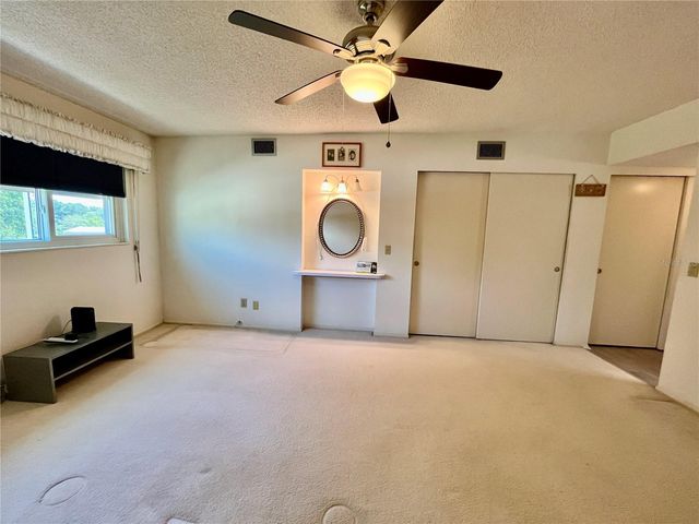 2258 WORLD PARKWAY BOULEVARD W 56, Clearwater, FL 33763