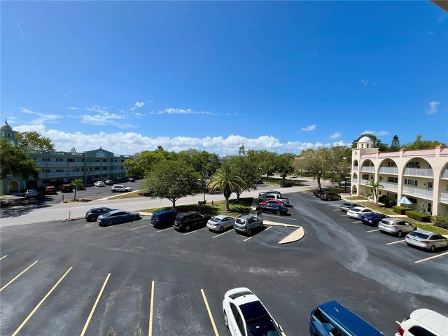 2258 WORLD PARKWAY BOULEVARD W 56, Clearwater, FL 33763