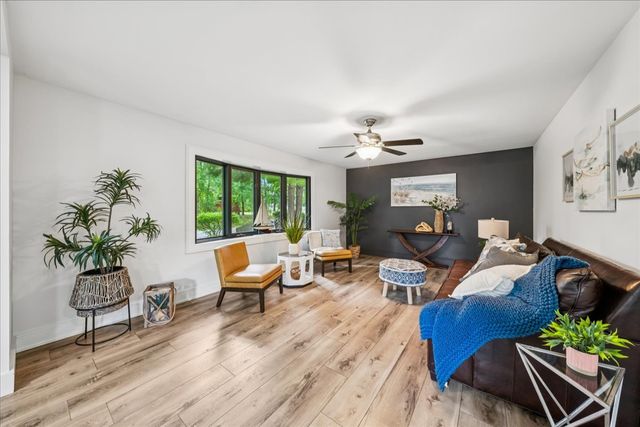 9802 W Oak Forest Drive, Beach Park, IL 60099