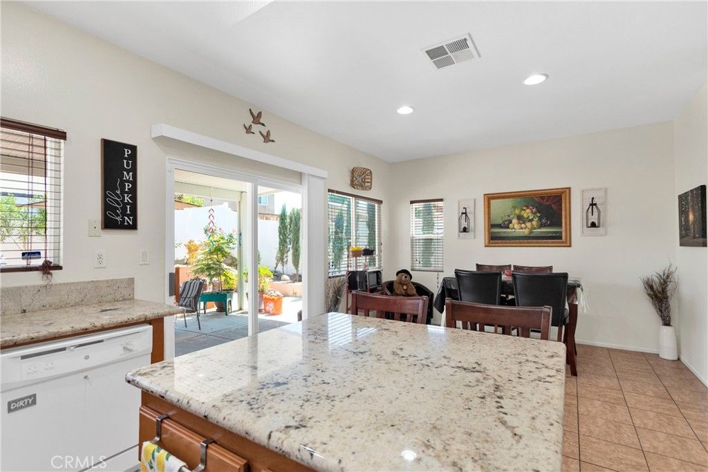 Image 13 of property listing at 13457 Coolwater, Victorville, CA 92392