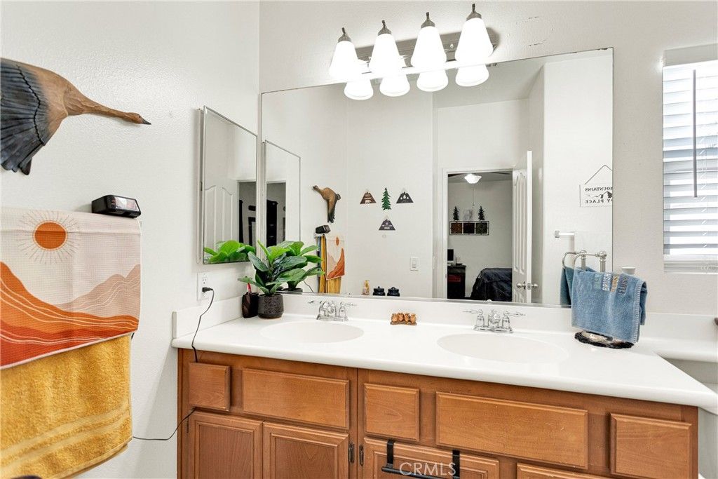 Image 18 of property listing at 13457 Coolwater, Victorville, CA 92392