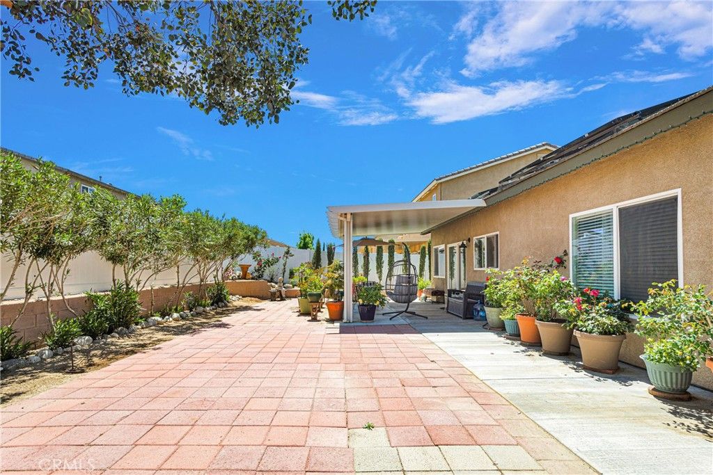 Image 31 of property listing at 13457 Coolwater, Victorville, CA 92392