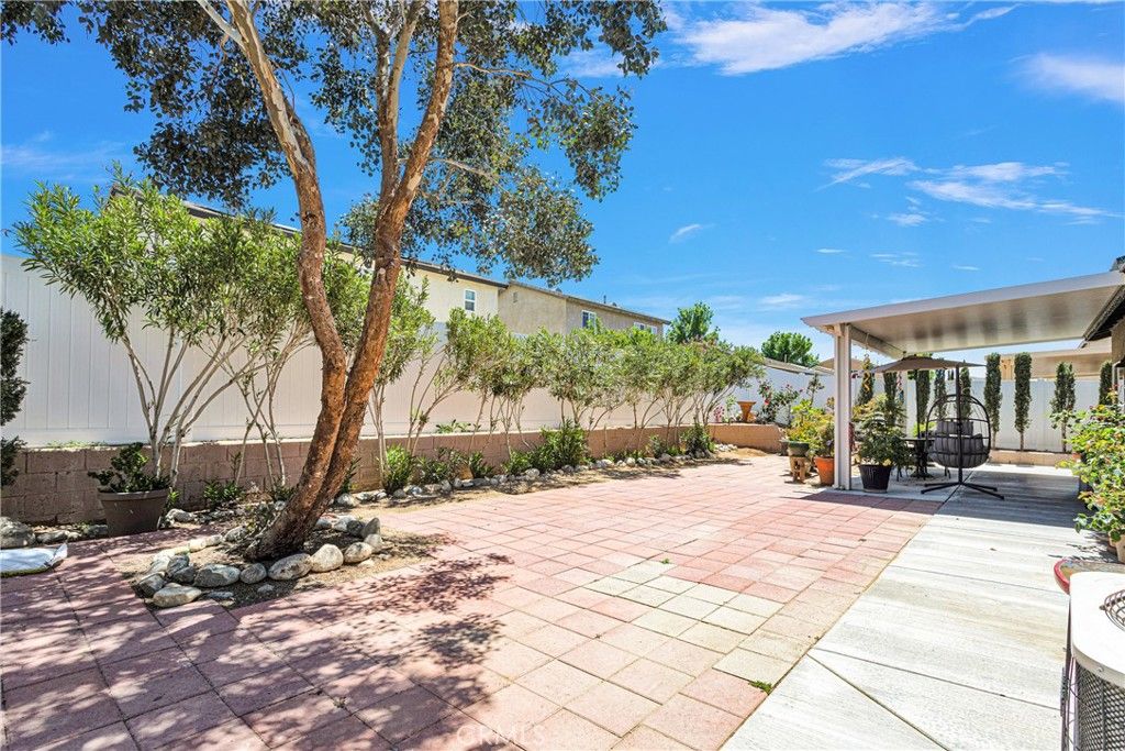 Image 32 of property listing at 13457 Coolwater, Victorville, CA 92392