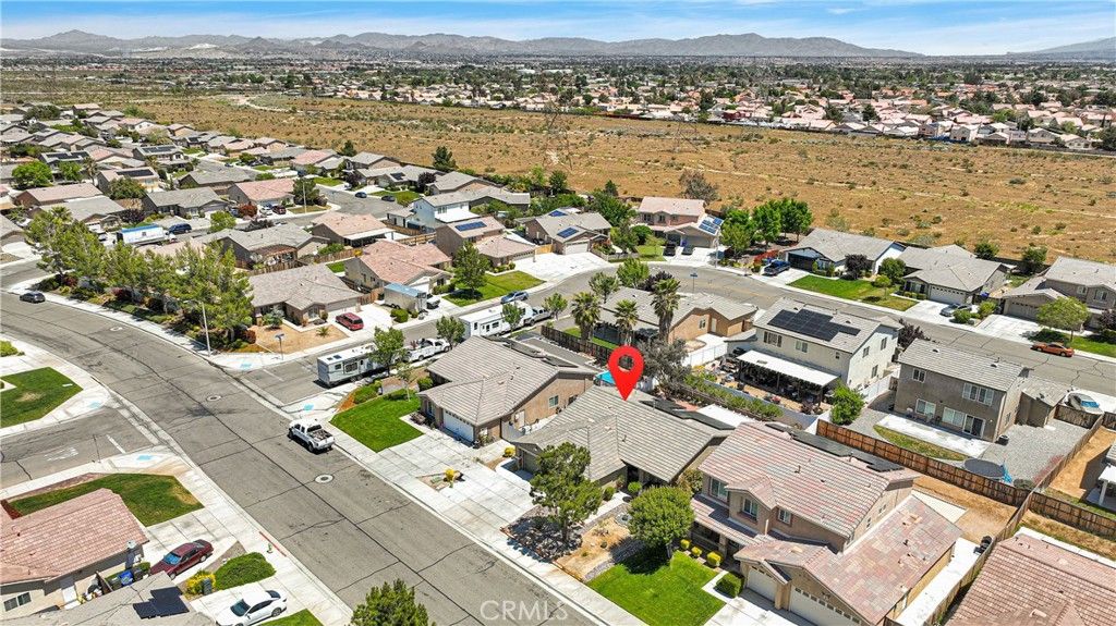 Image 36 of property listing at 13457 Coolwater, Victorville, CA 92392