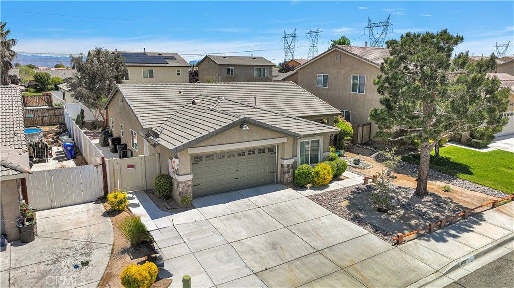 Image 41 of property listing at 13457 Coolwater, Victorville, CA 92392
