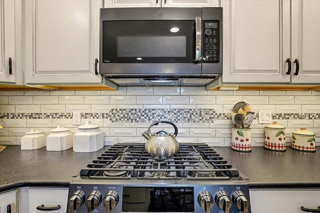 10941 Blackledge Rd, Penn Valley, CA 95946