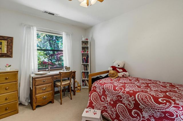 10941 Blackledge Rd, Penn Valley, CA 95946