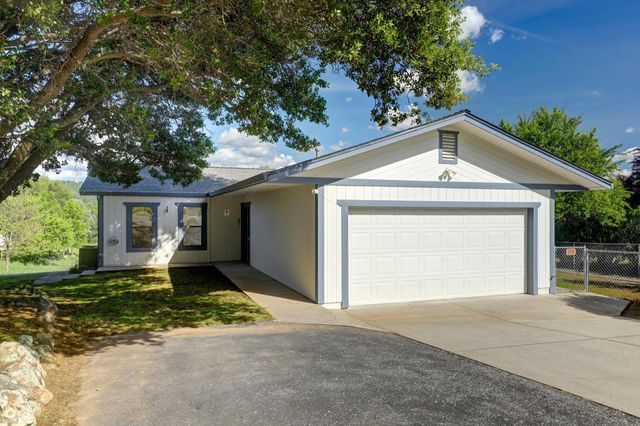 10941 Blackledge Rd, Penn Valley, CA 95946