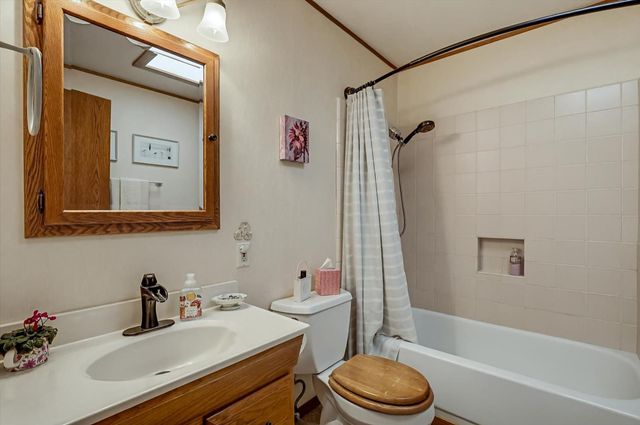 10941 Blackledge Rd, Penn Valley, CA 95946