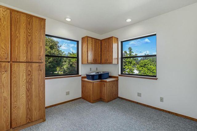10941 Blackledge Rd, Penn Valley, CA 95946