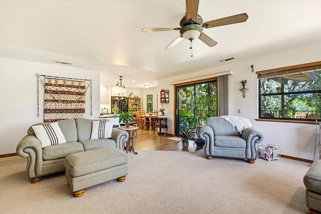 10941 Blackledge Rd, Penn Valley, CA 95946