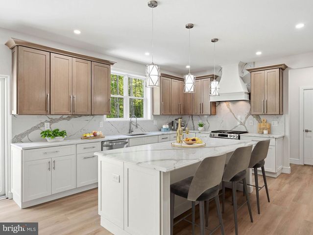 39 FOX HAVEN LN, Mullica Hill, NJ 08062