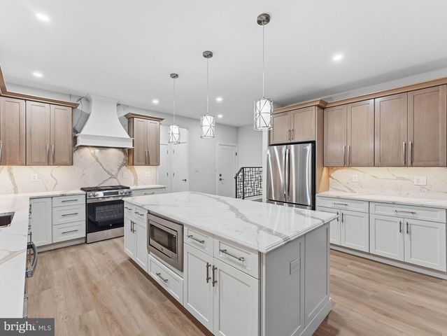 39 FOX HAVEN LN, Mullica Hill, NJ 08062