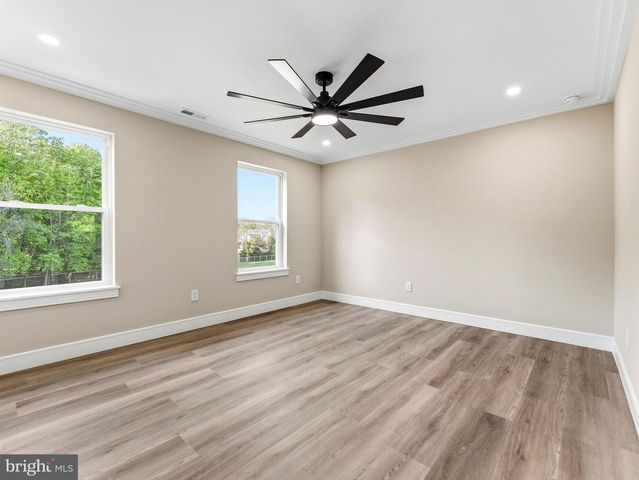 39 FOX HAVEN LN, Mullica Hill, NJ 08062