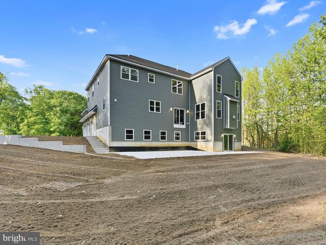39 FOX HAVEN LN, Mullica Hill, NJ 08062