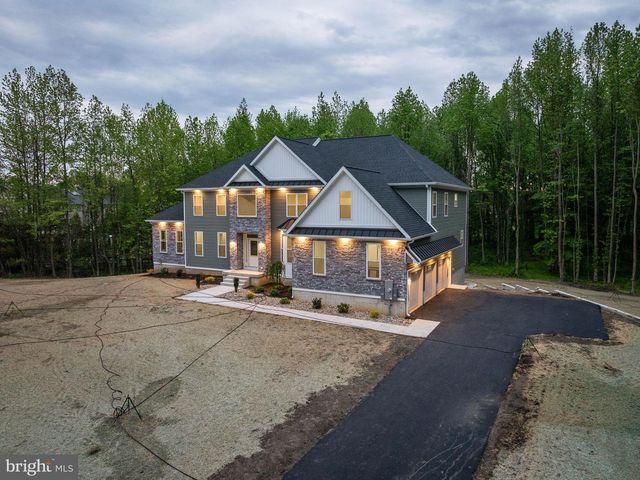 39 FOX HAVEN LN, Mullica Hill, NJ 08062