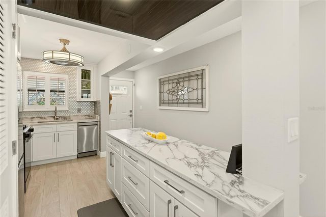 3018 59TH STREET S 112, Gulfport, FL 33707