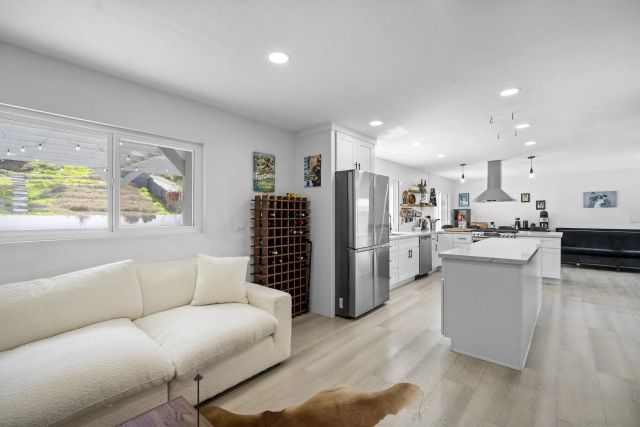 7573 Gayneswood Way, San Diego, CA 92139