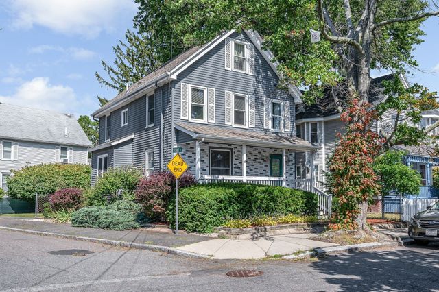 32 Dodge St, Malden, MA 02148