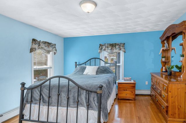 32 Dodge St, Malden, MA 02148