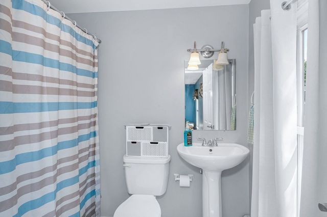 32 Dodge St, Malden, MA 02148