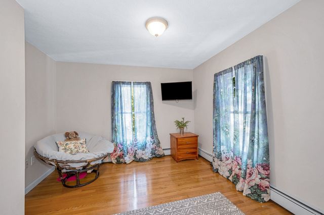 32 Dodge St, Malden, MA 02148