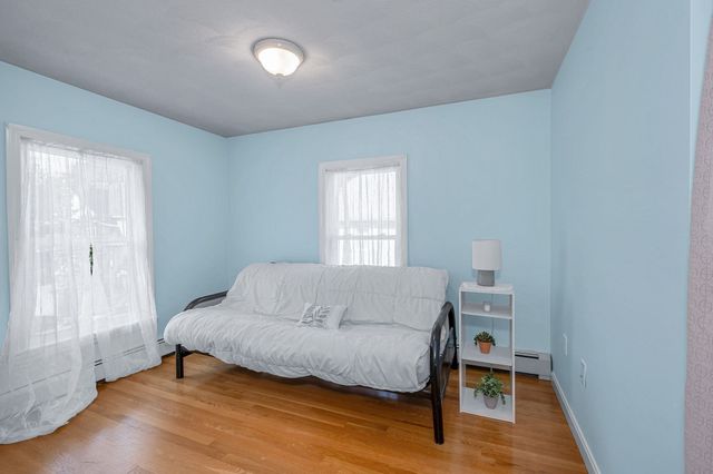 32 Dodge St, Malden, MA 02148