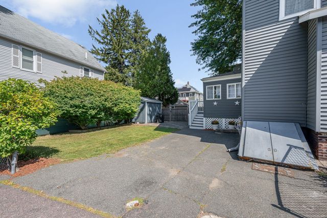 32 Dodge St, Malden, MA 02148