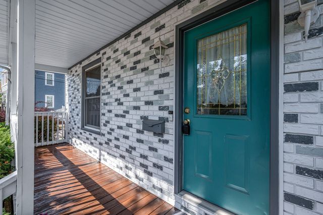 32 Dodge St, Malden, MA 02148