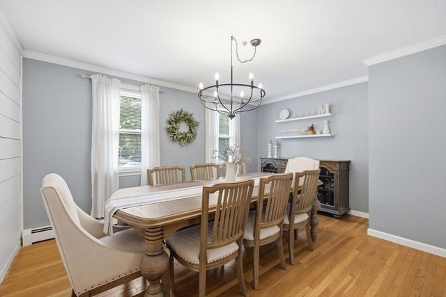 16 Fairview Farm Rd, Haverhill, MA 01832