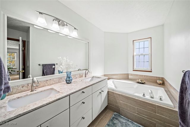 11945 Concord Hambden Road, Concord, OH 44077