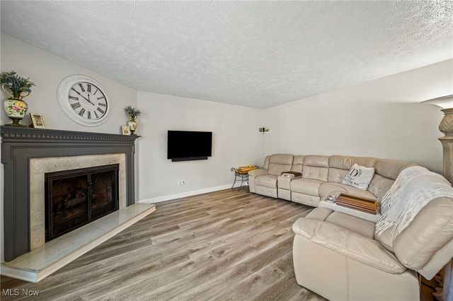 11945 Concord Hambden Road, Concord, OH 44077