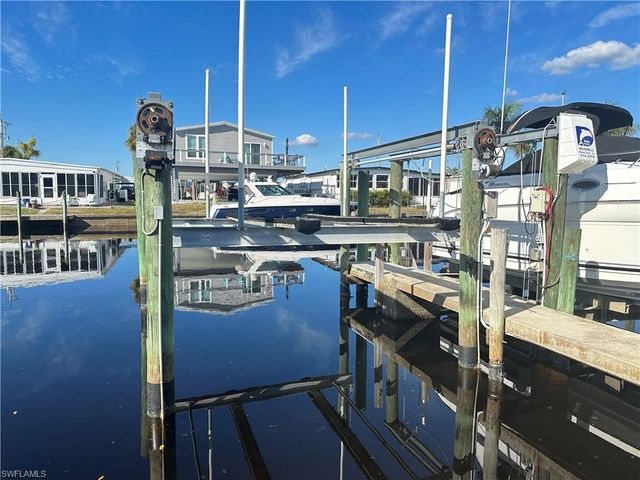 5534 Adam DR, North Fort Myers, FL 33917