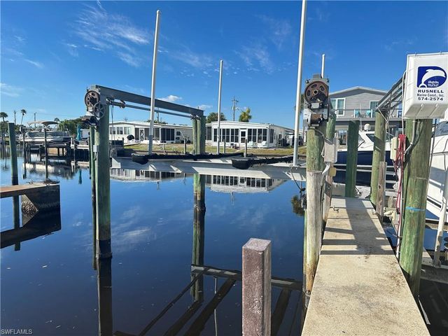 5534 Adam DR, North Fort Myers, FL 33917