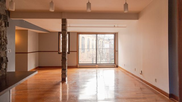 555 S Main St 321, Providence, RI 02903