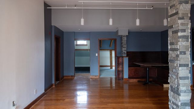 555 S Main St 321, Providence, RI 02903