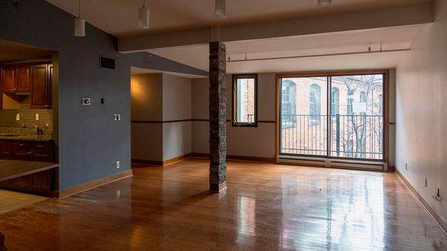 555 S Main St 321, Providence, RI 02903