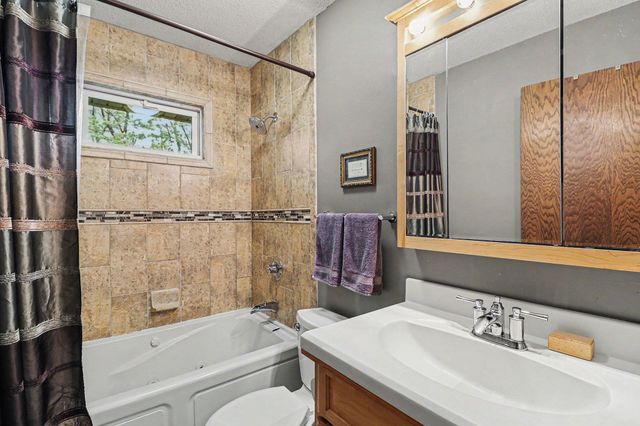 6724 Aldrich Avenue N, Brooklyn Center, MN 55430