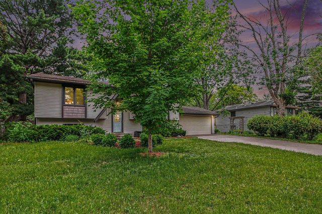 6724 Aldrich Avenue N, Brooklyn Center, MN 55430