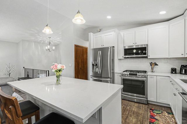 6724 Aldrich Avenue N, Brooklyn Center, MN 55430