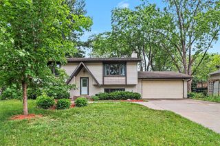 6724 Aldrich Avenue N, Brooklyn Center, MN 55430