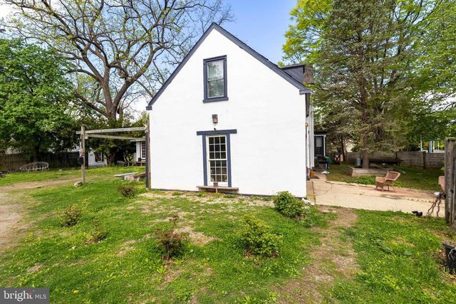 8962-62 RIDGE AVE, Philadelphia, PA 19128