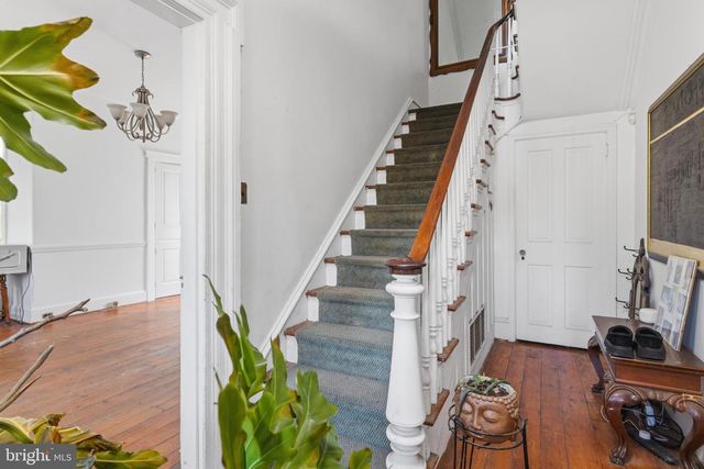 8962-62 RIDGE AVE, Philadelphia, PA 19128
