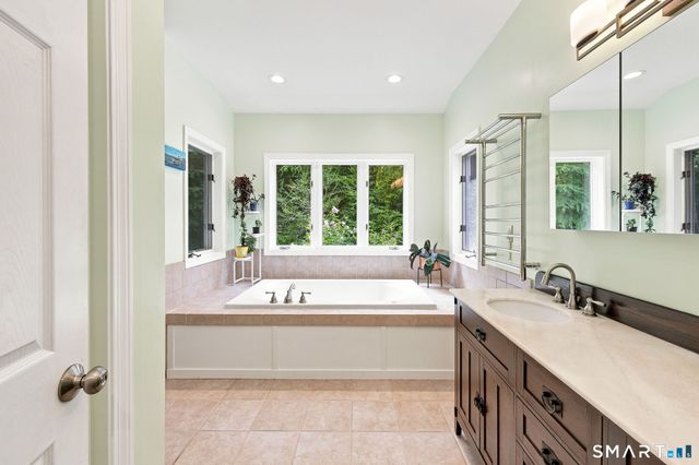 9-A New Bridge Road, Brookfield, CT 06804