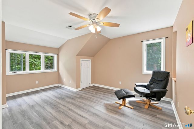 9-A New Bridge Road, Brookfield, CT 06804