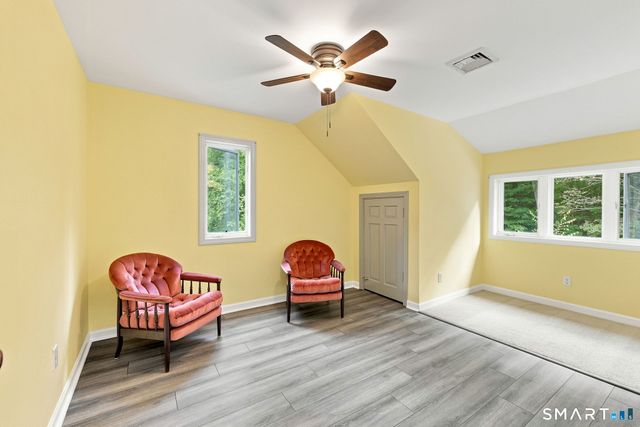 9-A New Bridge Road, Brookfield, CT 06804
